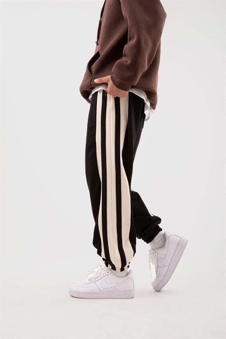 Line Dikişli Siyah Jogger Eşofman Altı