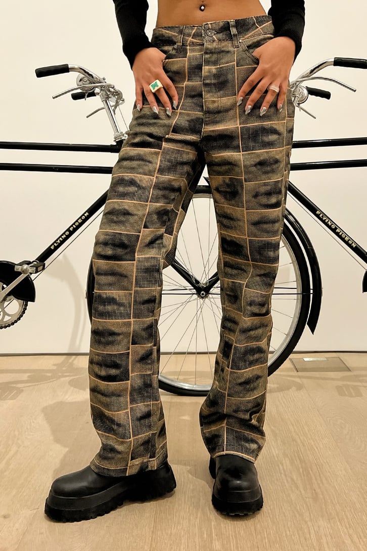 Lip Pattern Baggy Jean
