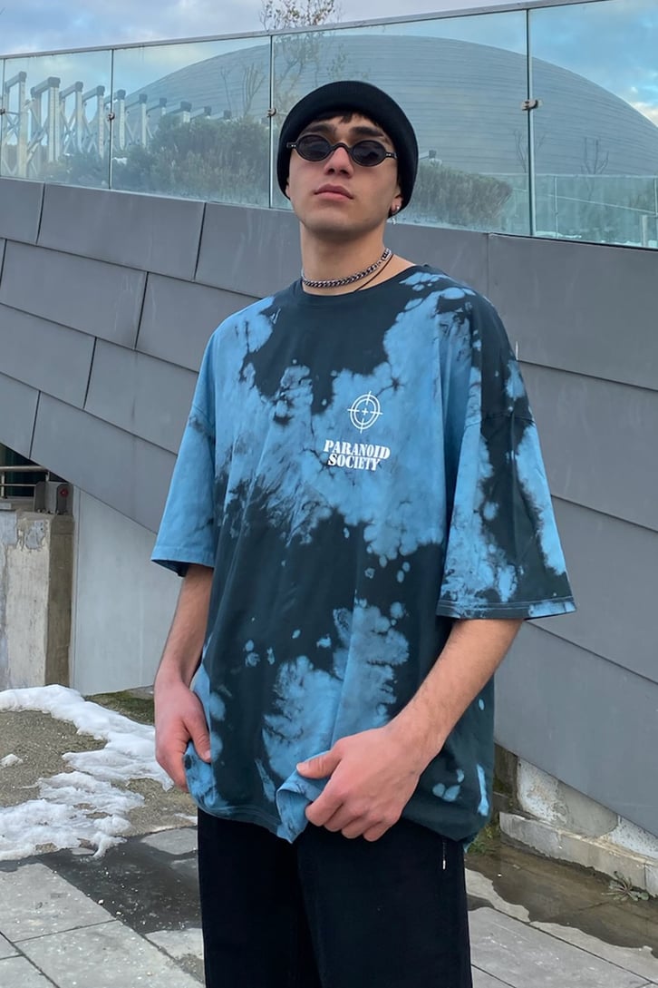 Live or Die Oversize Printed Tee