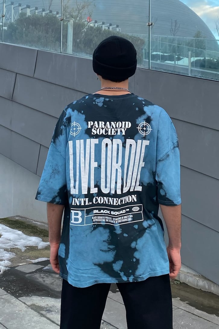 Live or Die Oversize Printed Tee