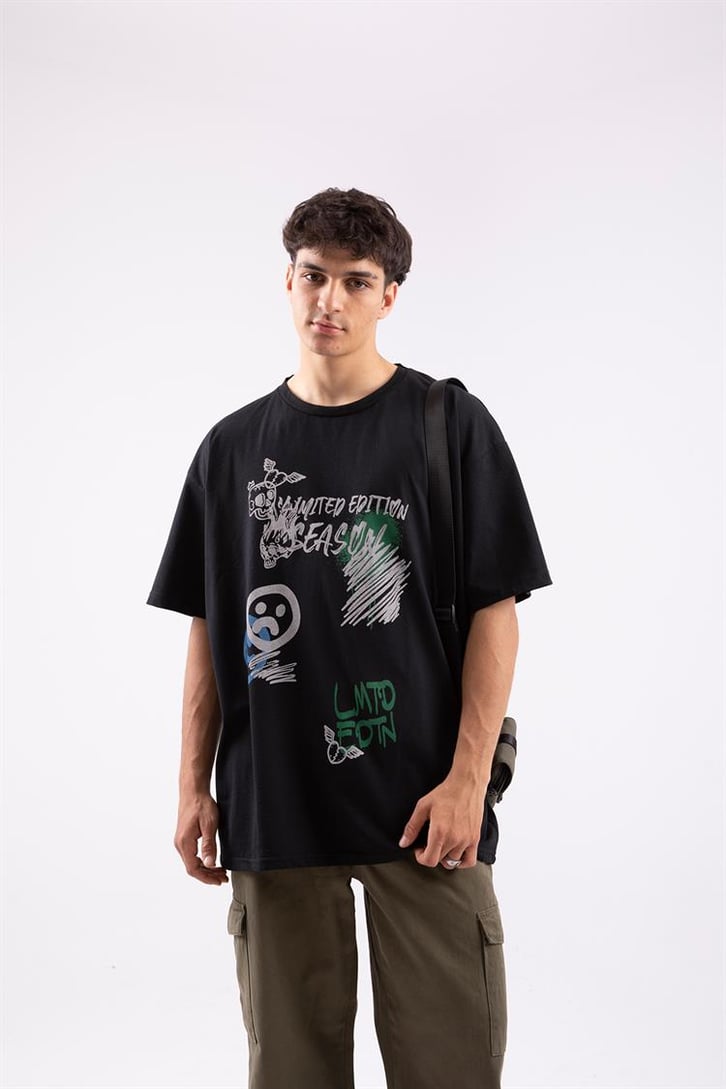Lmtd Smile Siyah Oversize Tshirt