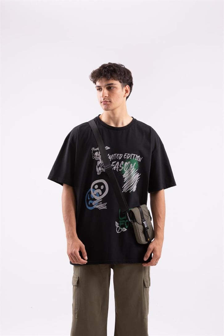 Lmtd Smile Siyah Oversize Tshirt