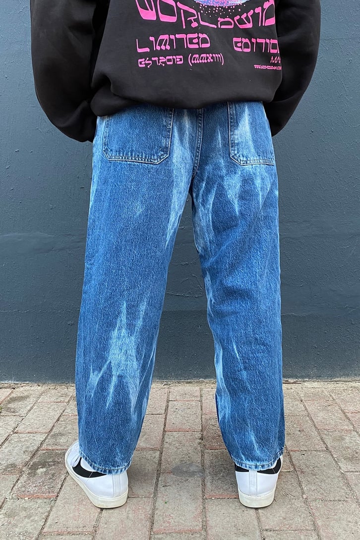 LOOSE FIT