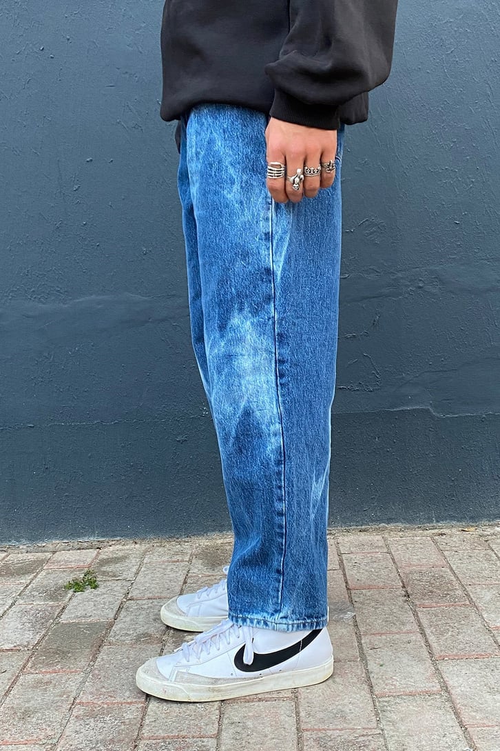 LOOSE FIT