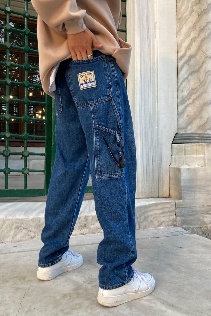 LOOSE FIT BAGGY JEAN
