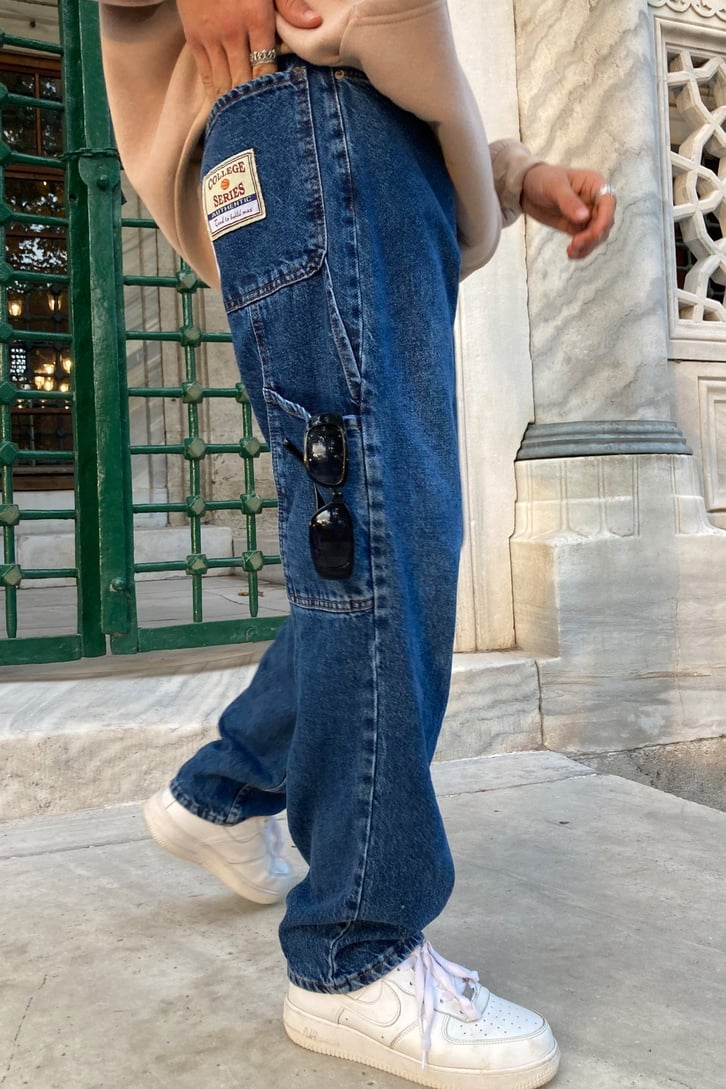 LOOSE FIT BAGGY JEAN