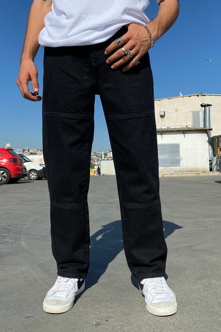 LOOSE FIT BAGGY JEAN