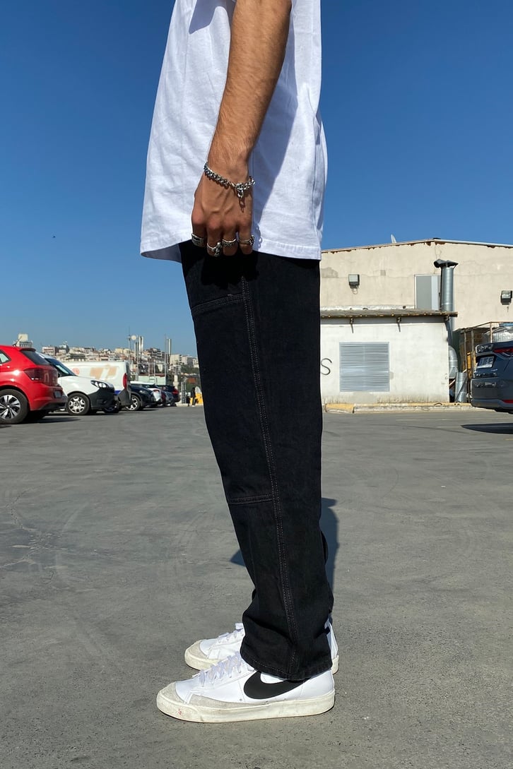 LOOSE FIT BAGGY JEAN