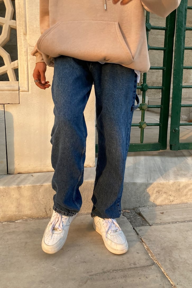 LOOSE FIT BAGGY JEAN