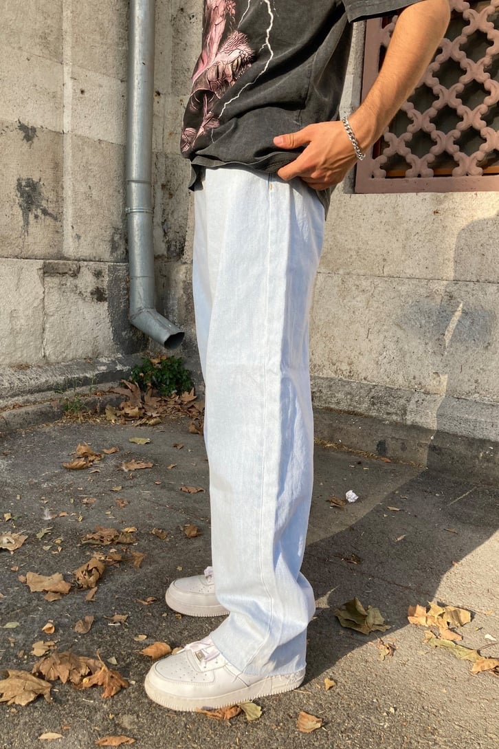 LOOSE FIT JEAN