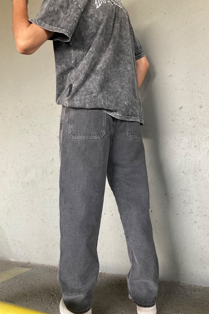 LOSSE FIT BAGGY JEAN