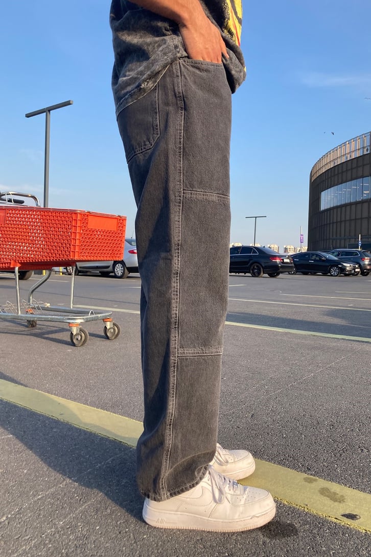 LOSSE FIT BAGGY JEAN