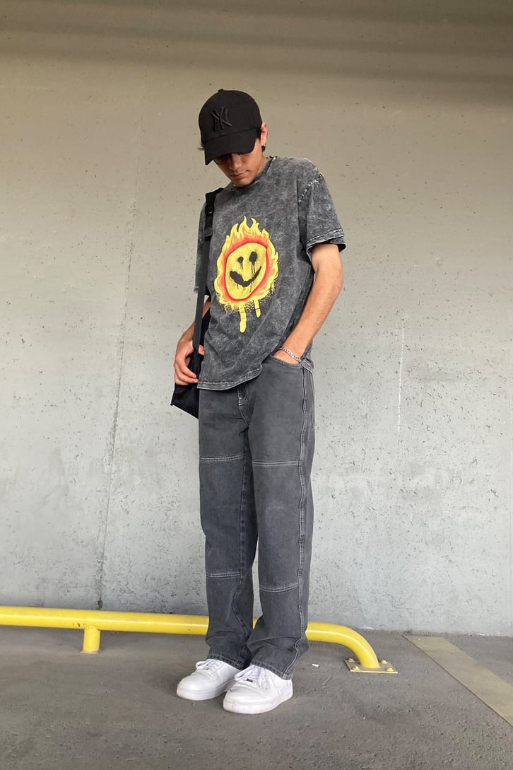 LOSSE FIT BAGGY JEAN