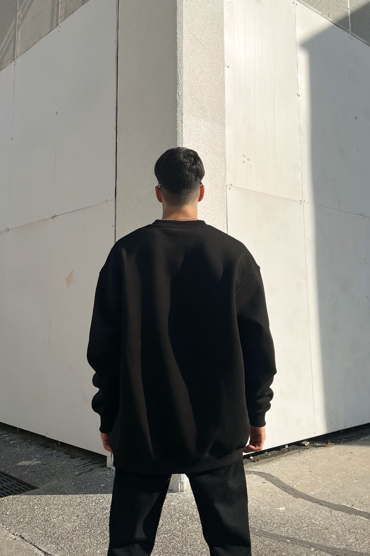 Lost Minds Siyah Oversize Sweatshirt