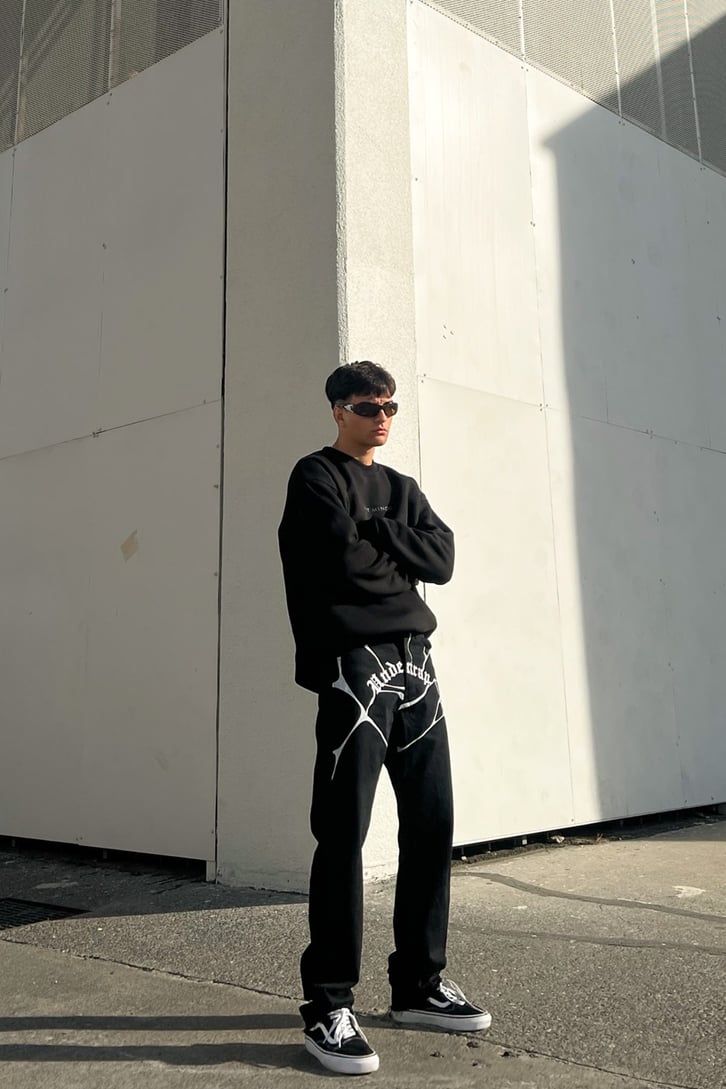 Lost Minds Siyah Oversize Sweatshirt