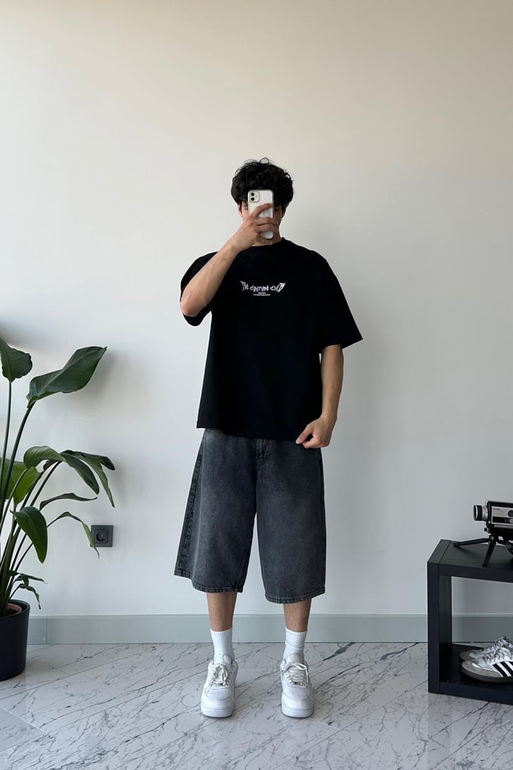 Love Baskılı Siyah Oversize Tişört