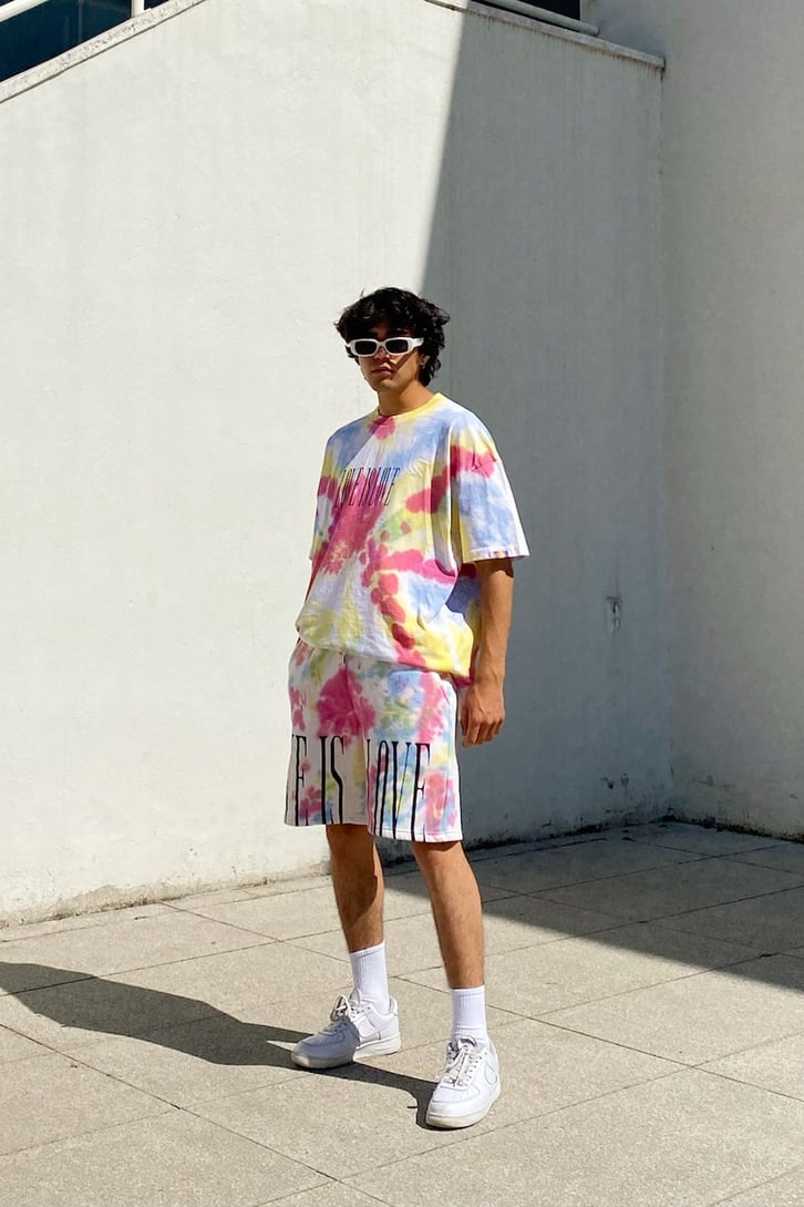 Love is Love Batik Desen Coloful Oversize Tshirt