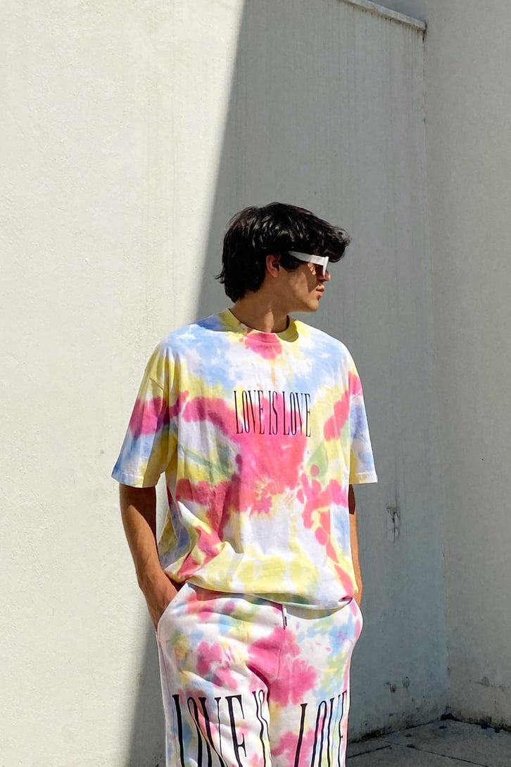 Love is Love Batik Desen Coloful Oversize Tshirt