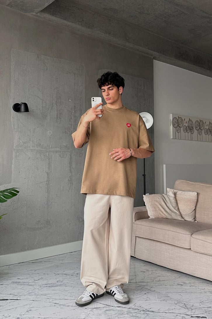Love Made Heart Baskılı Gri Oversize Tişört
