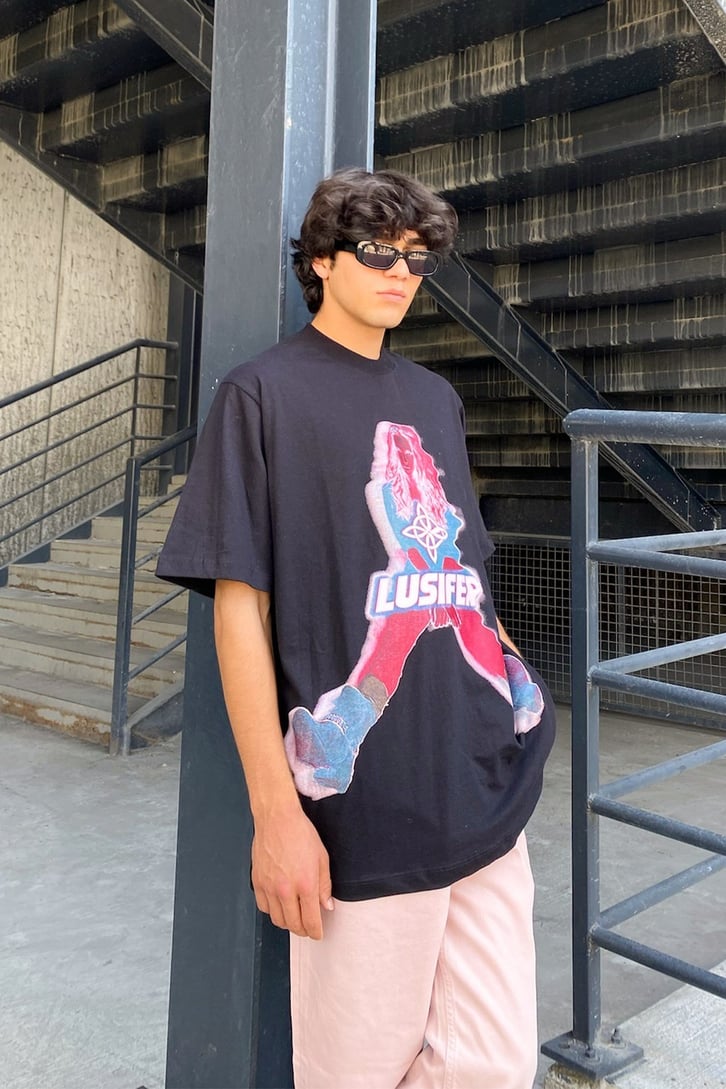 Lusifer Baskılı Siyah Oversize Tshirt