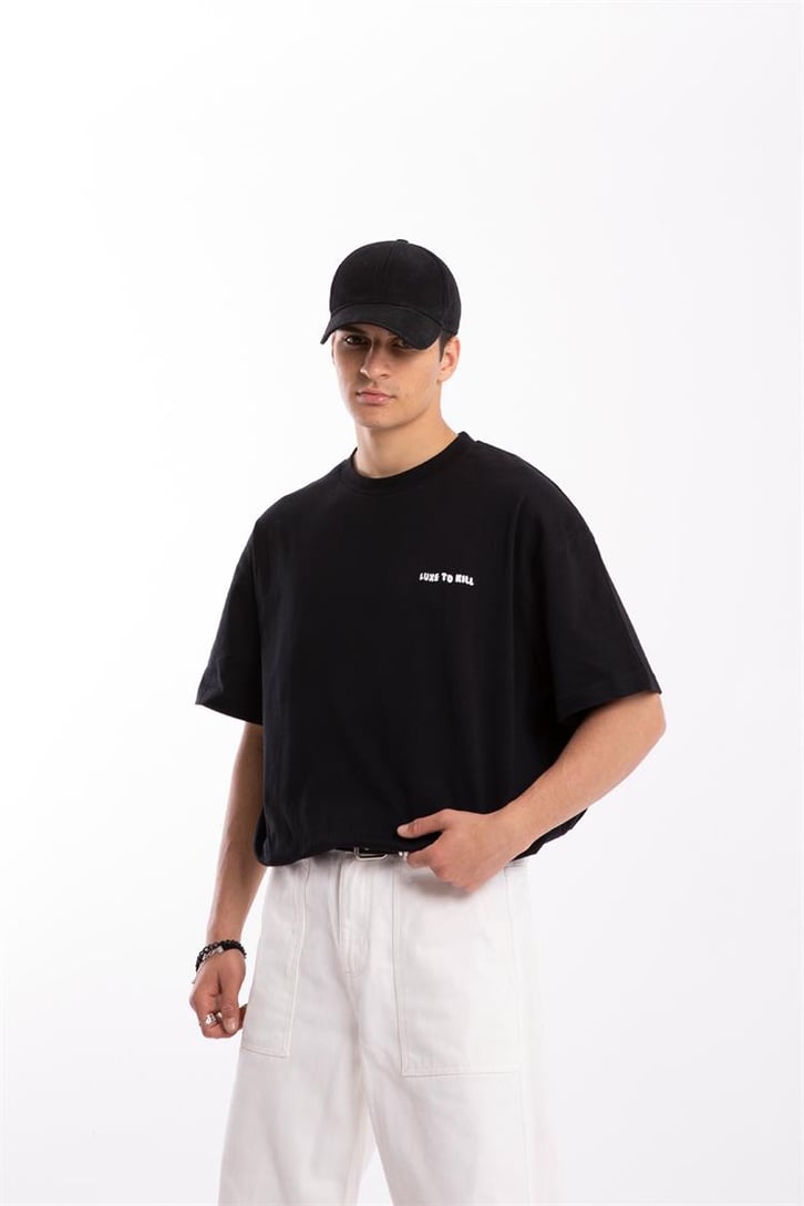 Luxe to Kill Baskılı Siyah Oversize Tişört