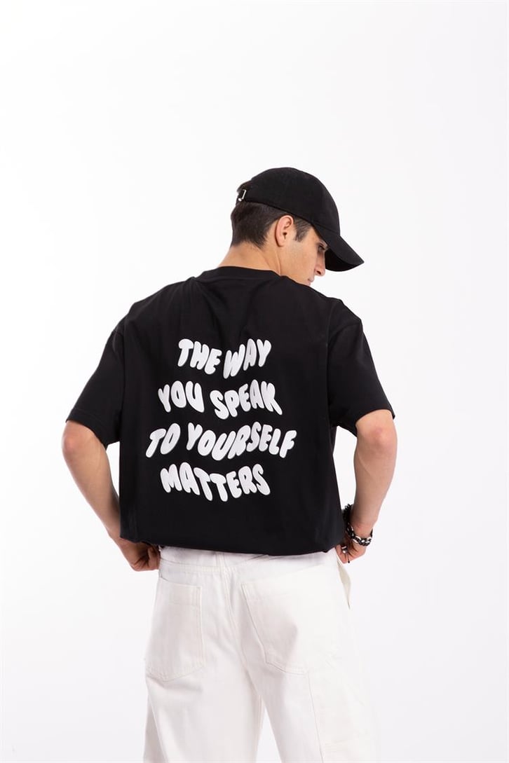 Luxe to Kill Baskılı Siyah Oversize Tişört