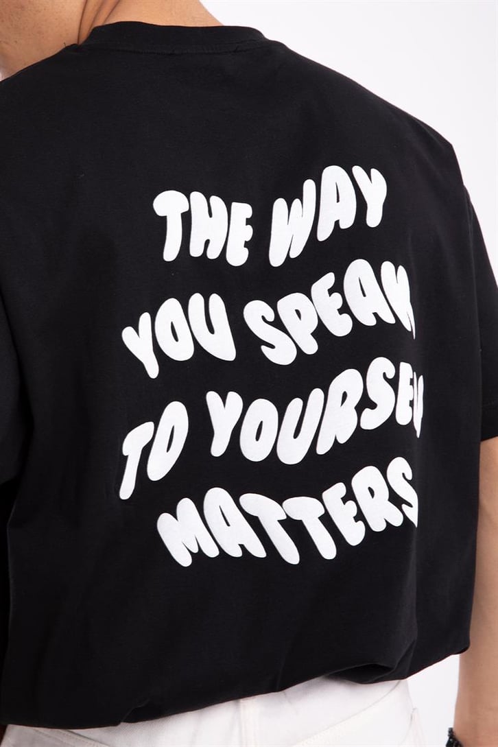 Luxe to Kill Baskılı Siyah Oversize Tişört