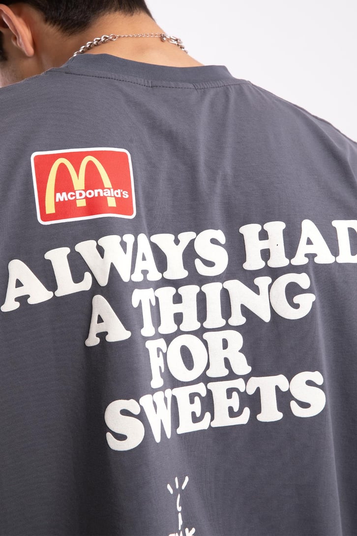 M Apple Baskılı Oversize Tshirt