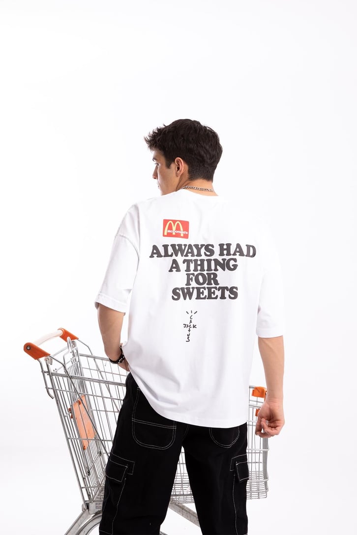 M Apple Baskılı Oversize Tshirt