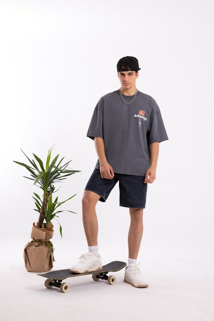 M Apple Baskılı Oversize Tshirt