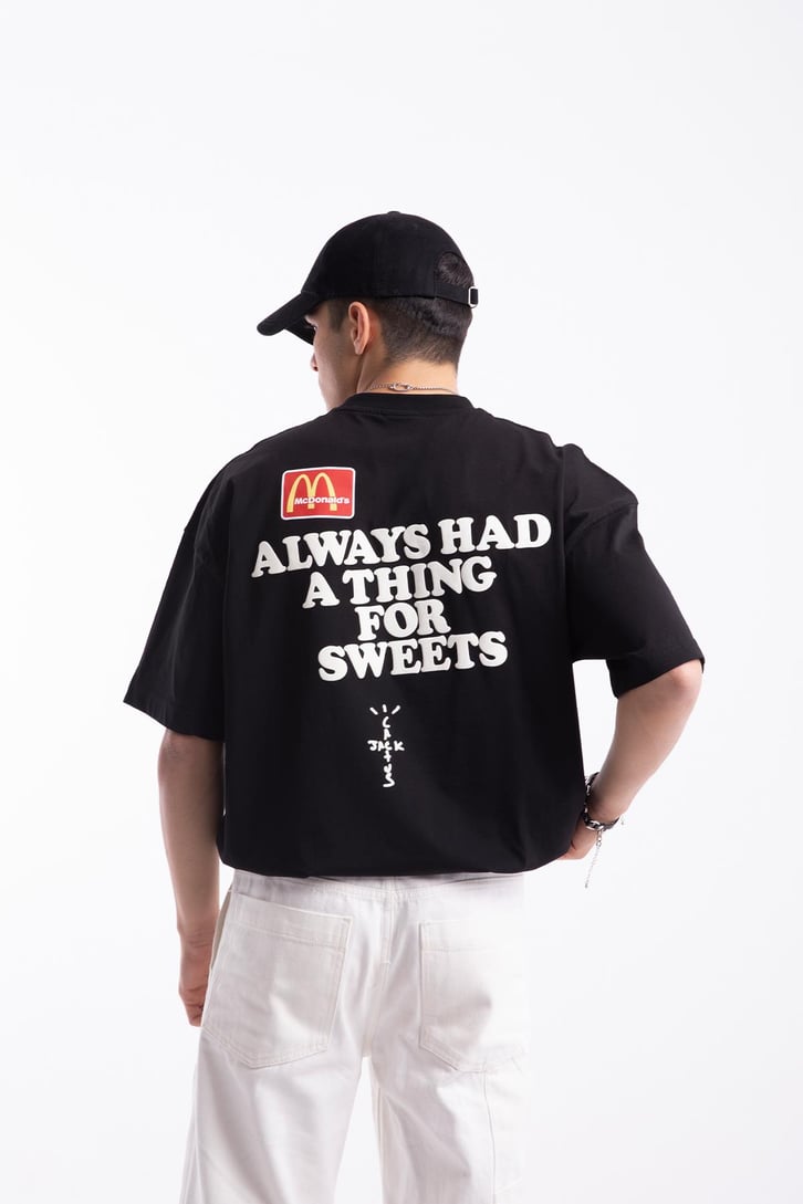 M Apple Baskılı Oversize Tshirt
