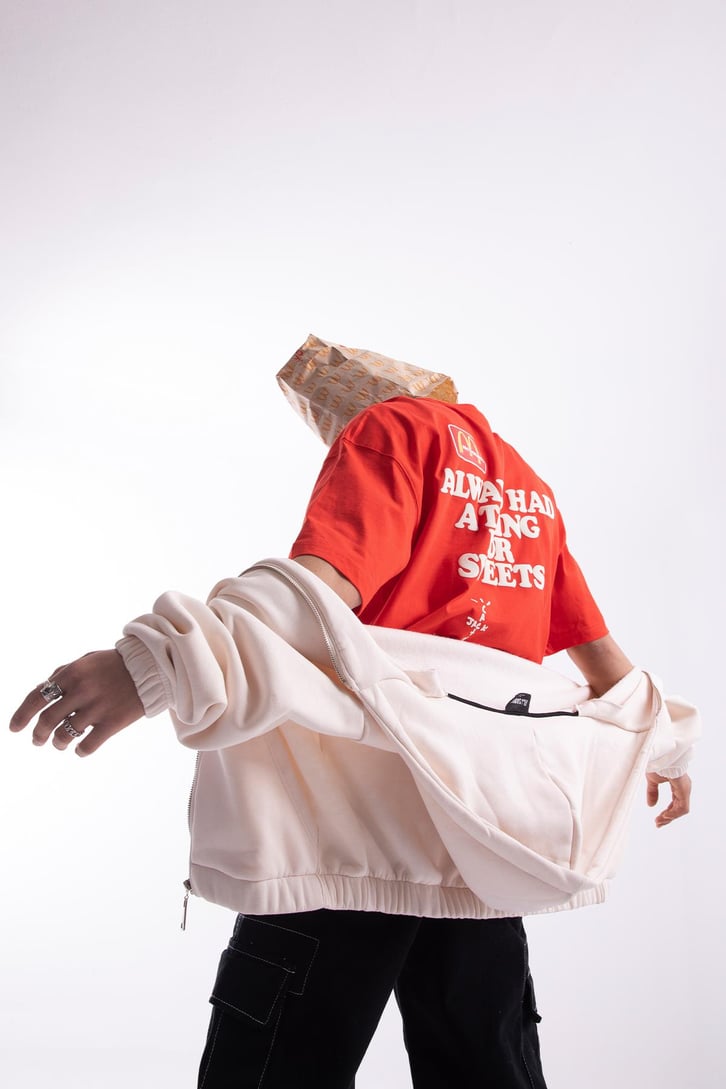 M Apple Baskılı Oversize Tshirt