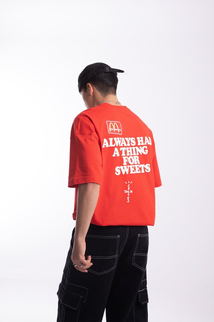 M Apple Baskılı Oversize Tshirt
