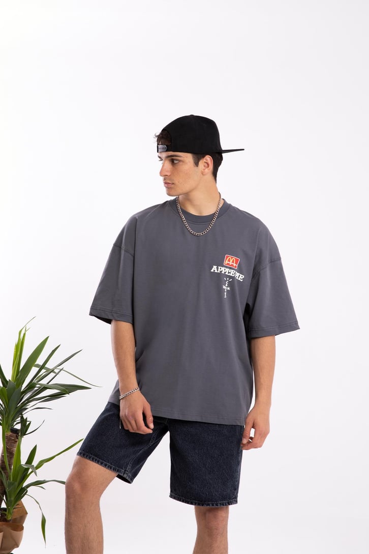 M Apple Baskılı Oversize Tshirt