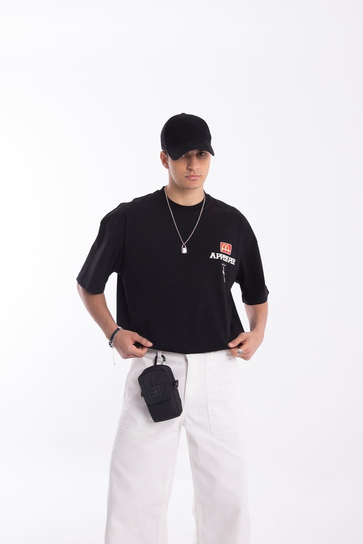 M Apple Baskılı Oversize Tshirt
