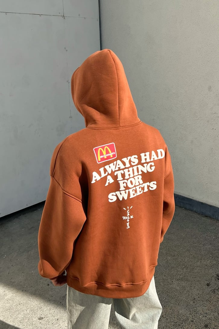 M Apple Pie Baskılı Kiremit Oversize Sweatshirt