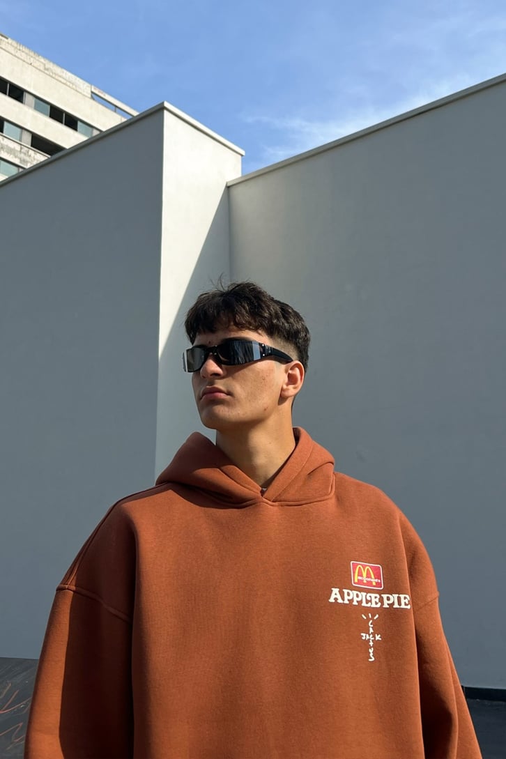 M Apple Pie Baskılı Kiremit Oversize Sweatshirt