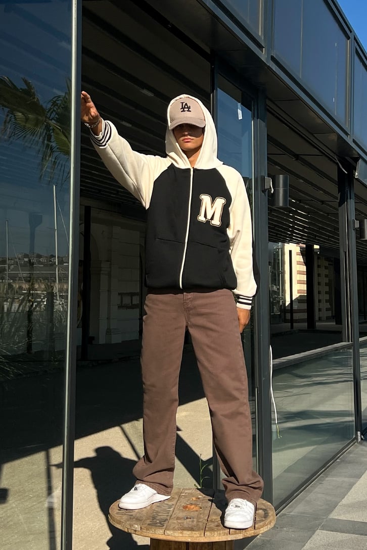 M Letter Nakışlı Zip Oversize Sweatshirt