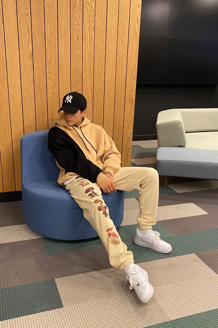 Magic Mushroom Oversize Sweatpant