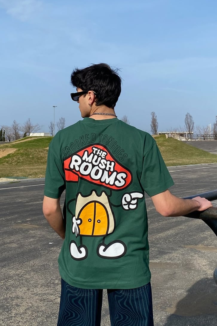 Magic Mushrooms Oversize Dark Green Tshirt