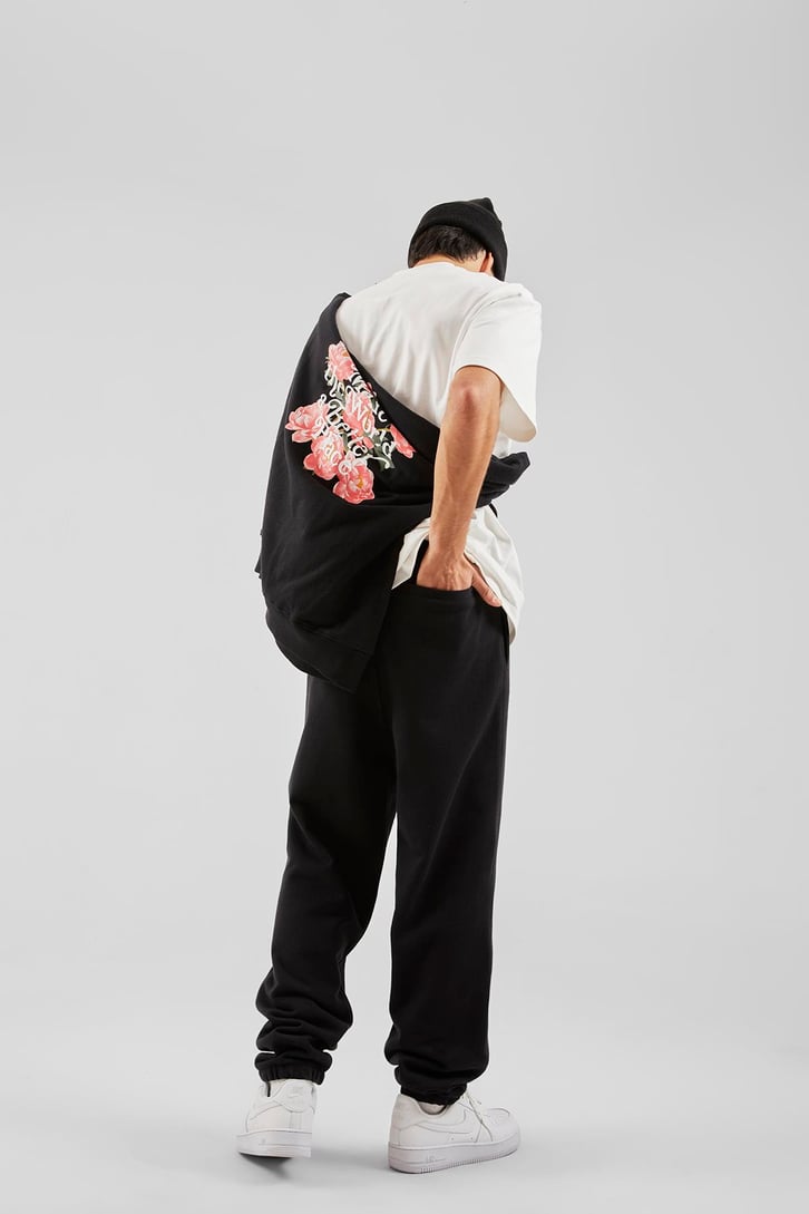Make The World Baskılı Siyah Jogger Eşofman Altı