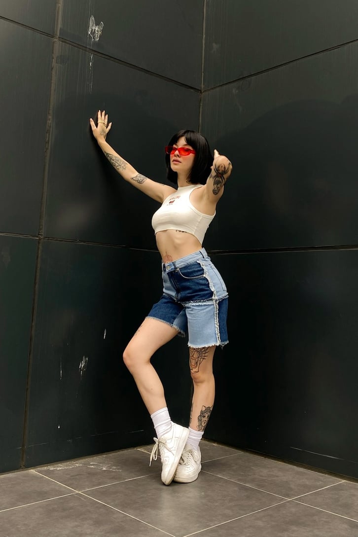 Malibu Nakışlı Ekru Crop