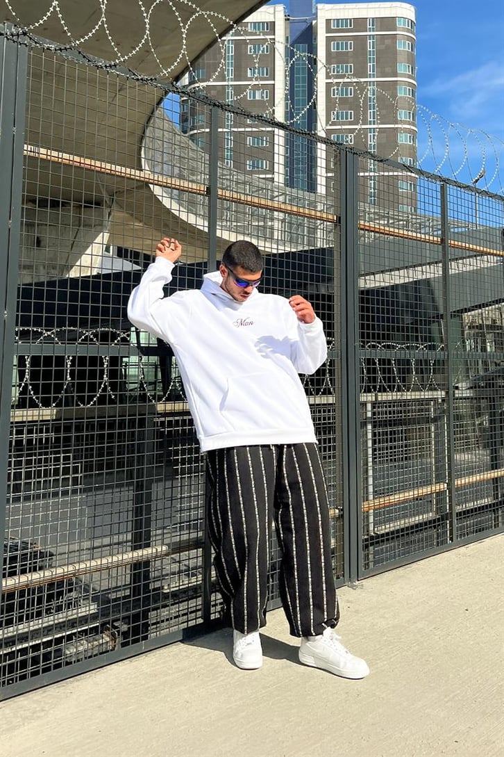 Man Nakışlı Beyaz Oversize Hoodie