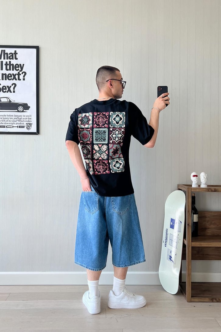 Mandala Vibe Baskılı Oversize Tişört