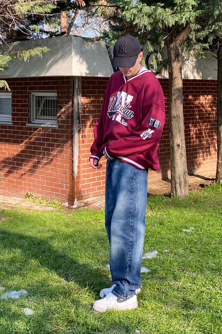 Manhattan Collage Style Oversize Bordo Sweatshirt