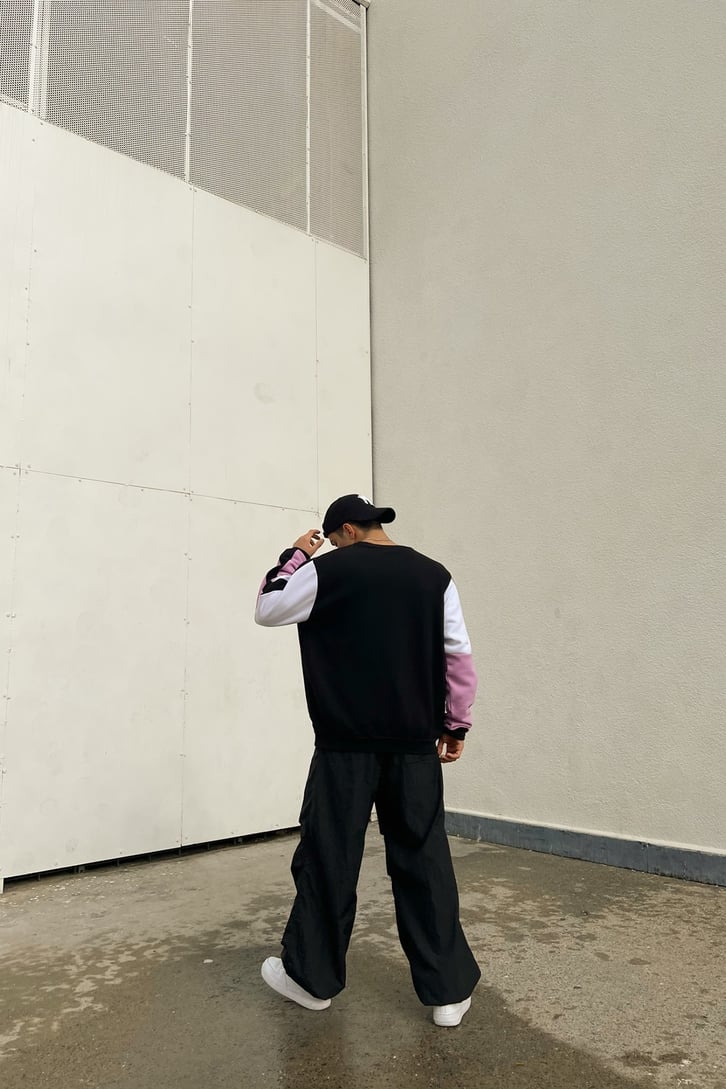 Manofcl Parçalı Siyah Oversize Sweatshirt