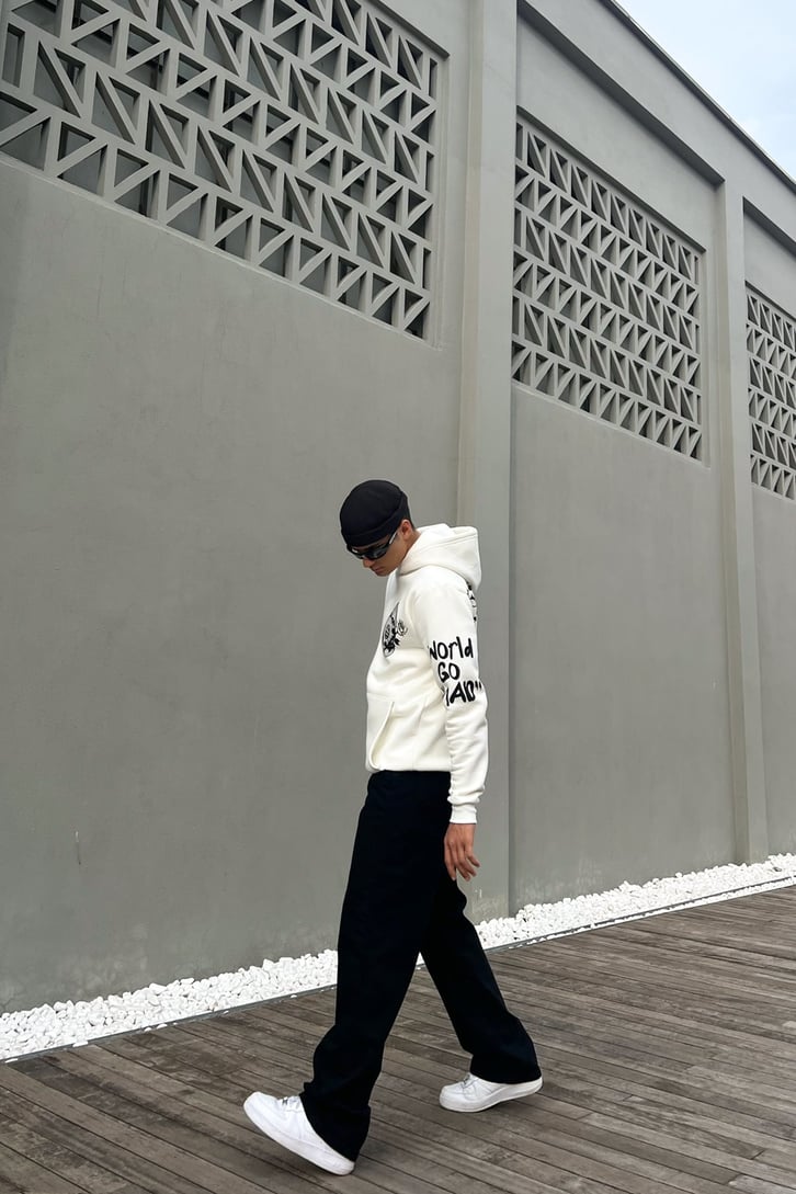 Masked Baskılı Beyaz Oversize Hoodie