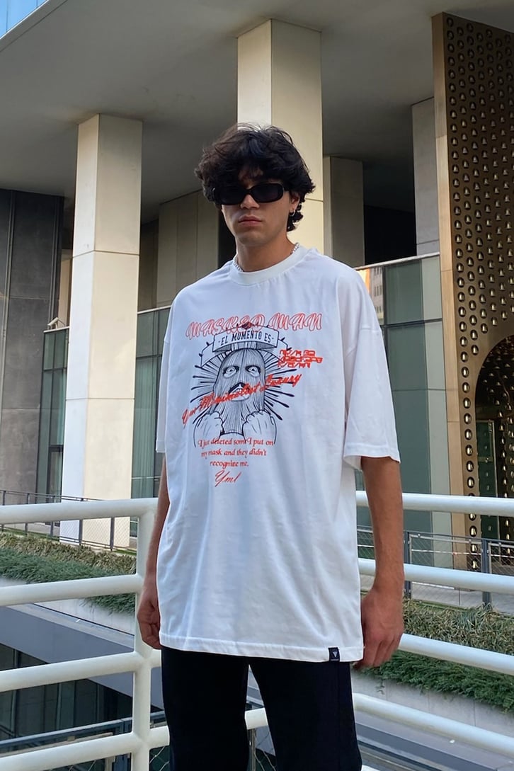 Masked Man Baskılı Oversize Tshirt