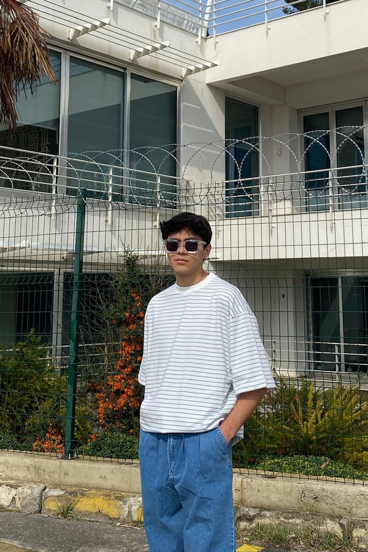 Mavi Beyaz Çizgili Oversize Tshirt