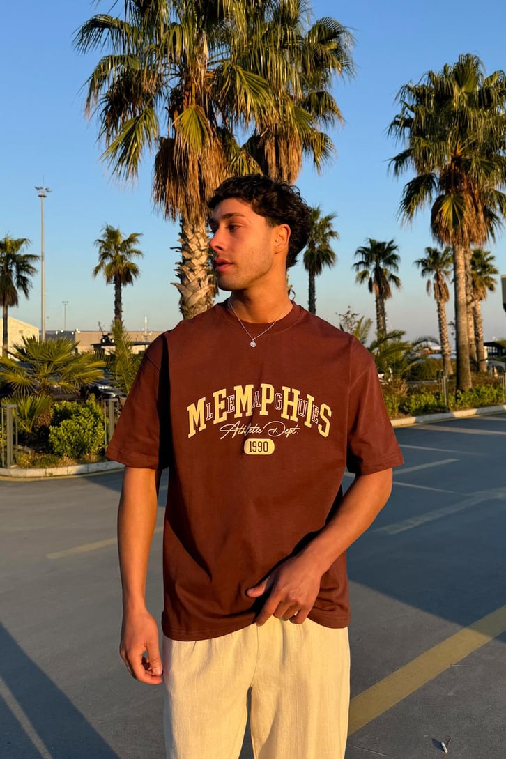 Memphis Baskılı Tişört